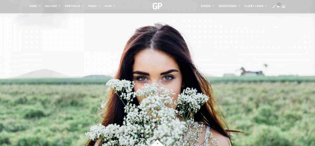 Grand Photograph Theme